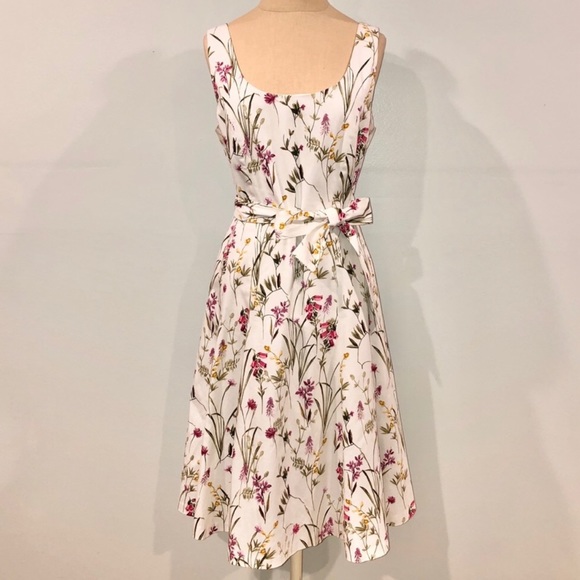 Gal Meets Glam Floral Petal dress - Picture 4 of 6